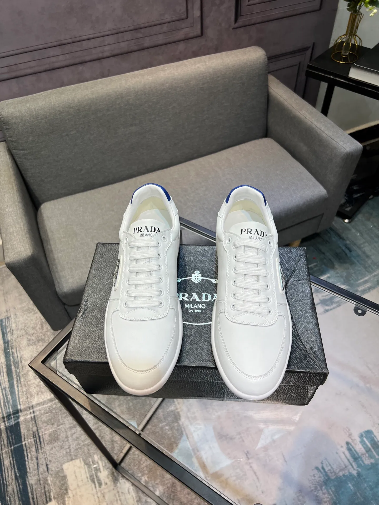 Men's men's shoes 💰440 [PRADA—Prada] 2025 latest model 🙈original replica! 👟👟👟Available here. The workmanship is top-notch. The upper is made of Italian 🇮🇹Imported calfskin. ❗️Breathable genuine leather lining @Suitable for travel. The original version has an enlarged engraved sole, making it suitable for all kinds of travels, showing low-key luxury. Size: 38-44 yards